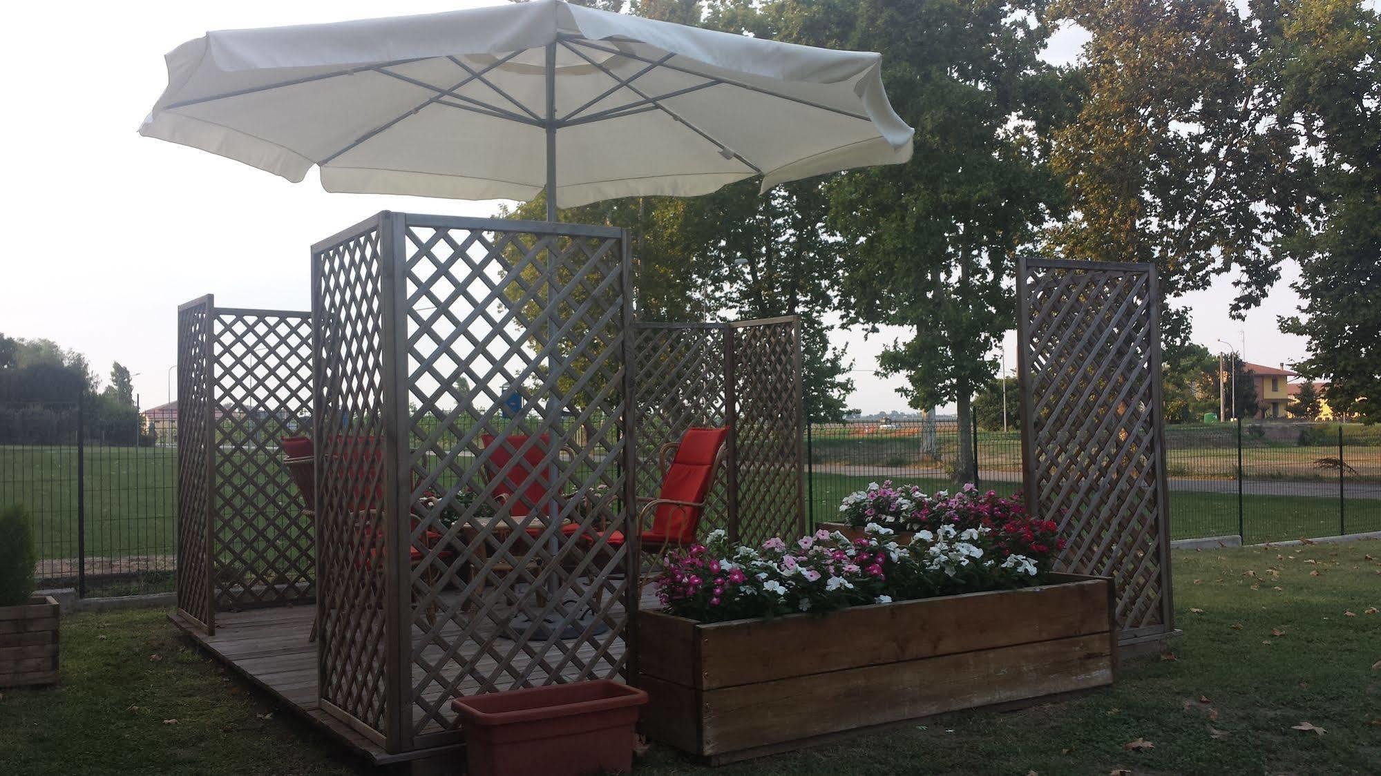 B&B Le Stanze Del Belriguardo Voghiera 外观 照片