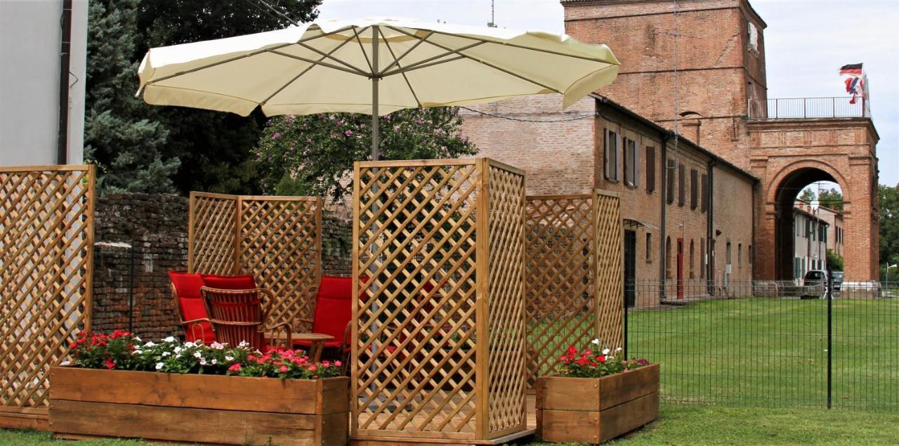 B&B Le Stanze Del Belriguardo Voghiera 外观 照片